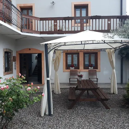 Corte Dei Molini 파에디스